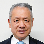 （株）大垣書店 代表取締役会長 大垣守弘氏
